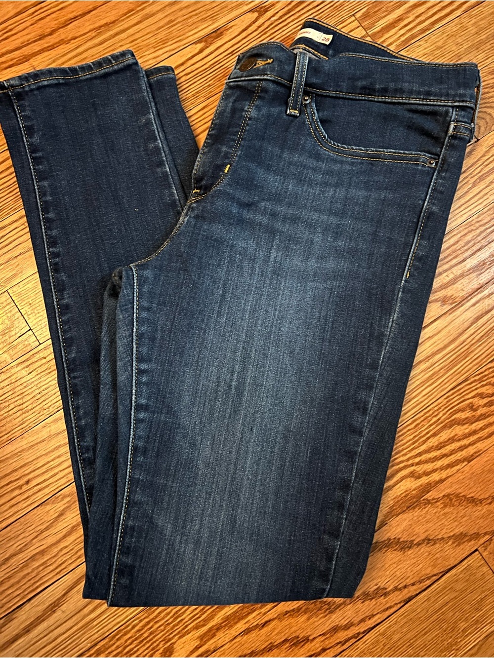 Levi's 311 Shaping Skinny Jeans - Picture 4 of 8